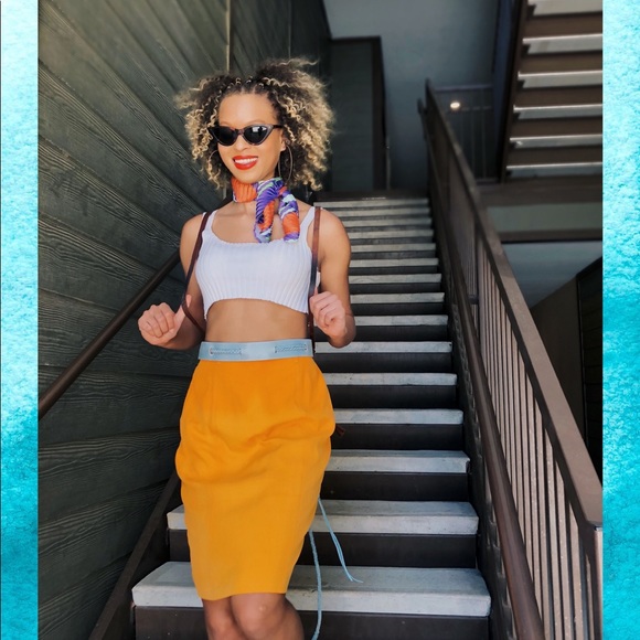 ON SALE 💜 COLORFUL SCARF! - Picture 3 of 3